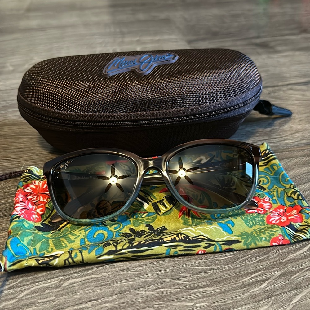 Maui Jim Black Sunglasses